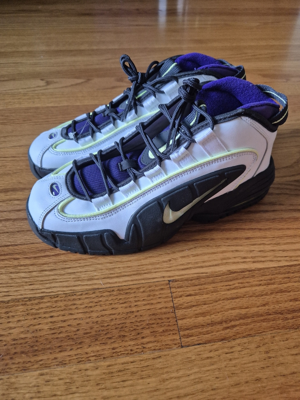 NIKE Air Max Penny 1 GS Boys Shoes Size 6Y Color: White/Purple/Yellow NWOB